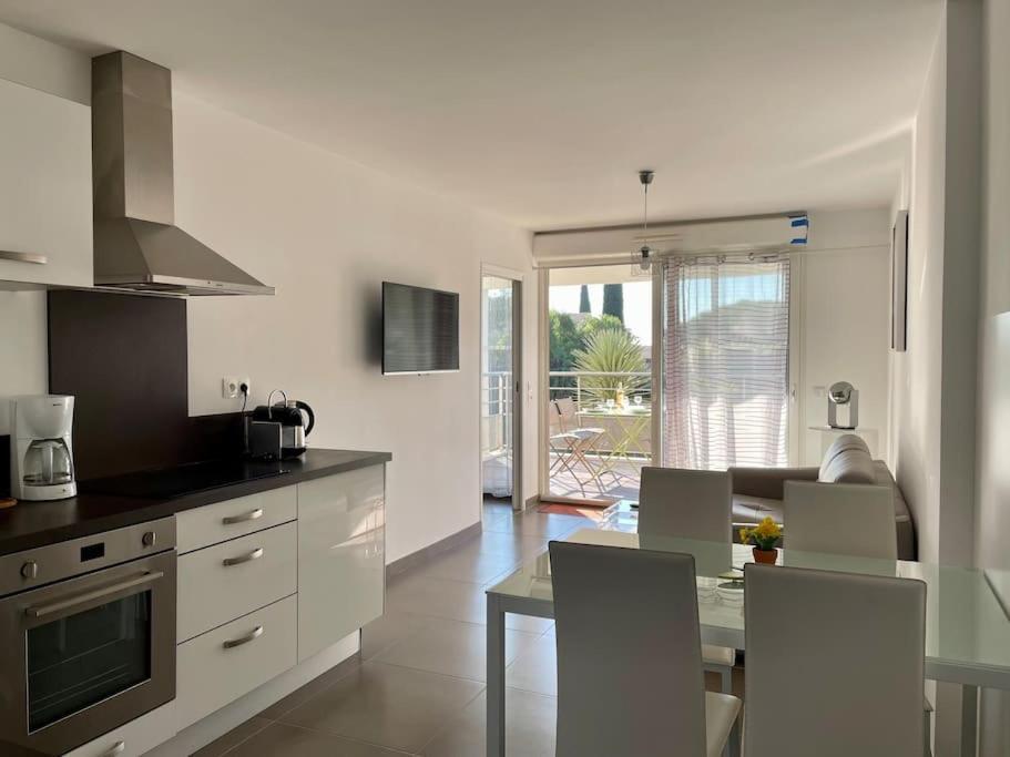 17 - Appartement Neuf, Parking Terrasse Et Jolie Vue บ็องโดล ภายนอก รูปภาพ